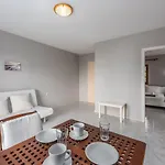 Albouro Seafront Hotel 3*