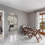 Albouro Seafront Hotel