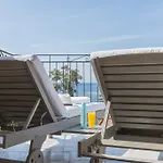 Hotel Albouro Seafront