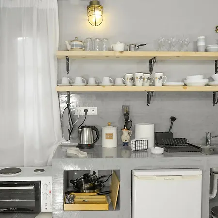 Albouro Seafront 3* Kateliósz