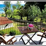 Hotel Albouro Seafront 3*