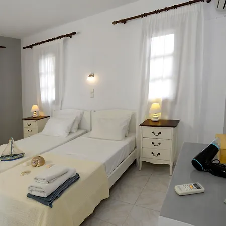 Albouro Seafront Otel Kateleios