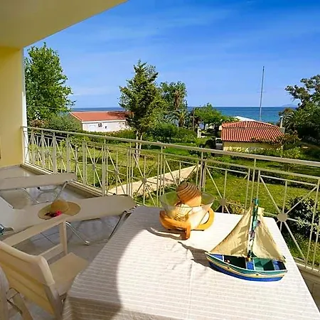 Albouro Seafront 3* 凯特利奥斯
