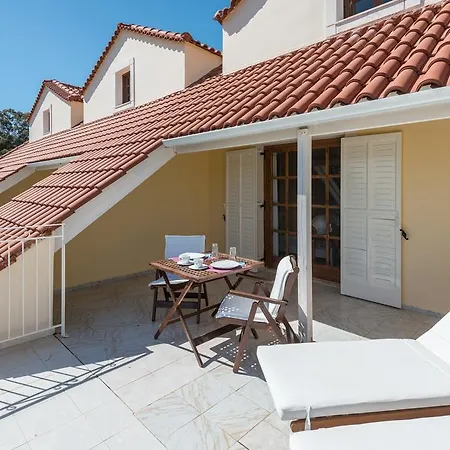 호텔 Albouro Seafront 케텔리오스