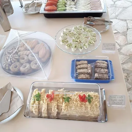 Albouro Seafront 호텔