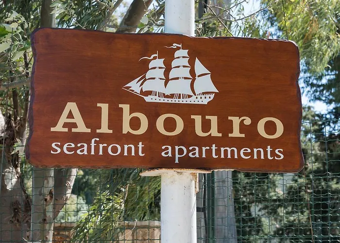 Albouro Seafront Kateleios