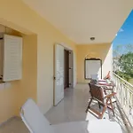 Hotel Albouro Seafront 3*