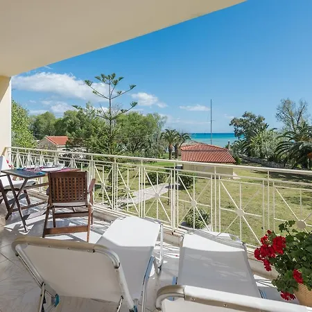 Albouro Seafront Hotel 3*