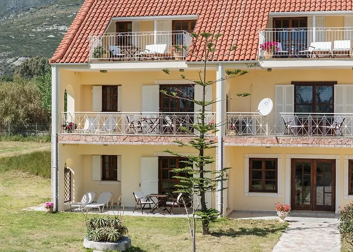Hotel Albouro Seafront